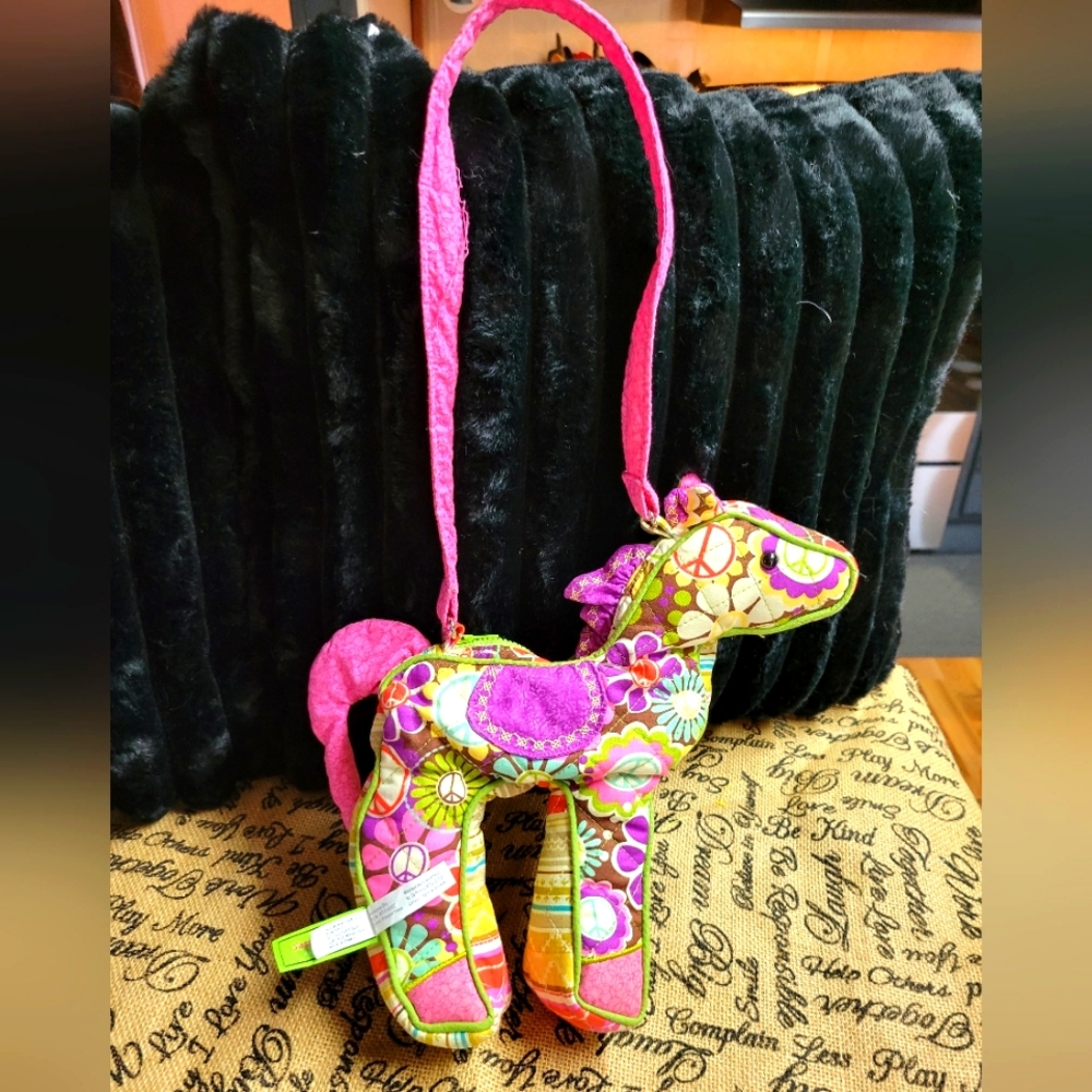 Peace horse sillo purse by Douglas sassy pet sack